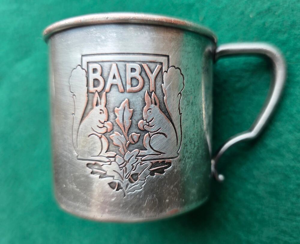 Vintage Baby cup tudor plate Oneida Community with two bunny rabbits   1900-1935